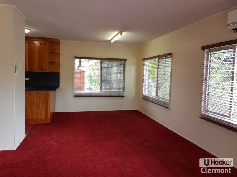 72 Capricorn Street, Clermont QLD 4721