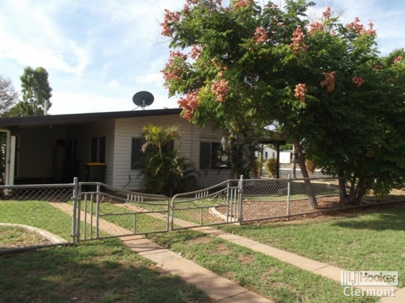 72 Capricorn Street, Clermont QLD 4721