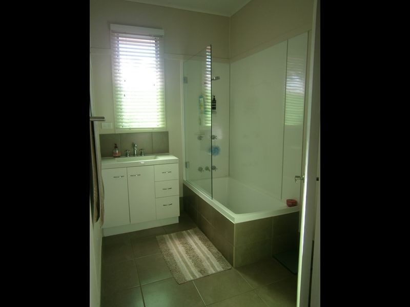 16 Sirius Street, Clermont QLD 4721