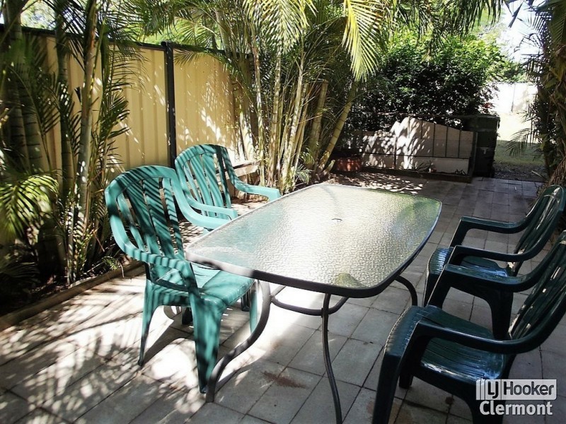 33 Mimosa Street, Clermont QLD 4721