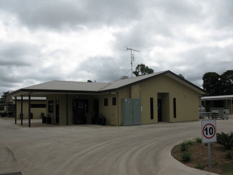 Units Sullivan Street, Emerald QLD 4720