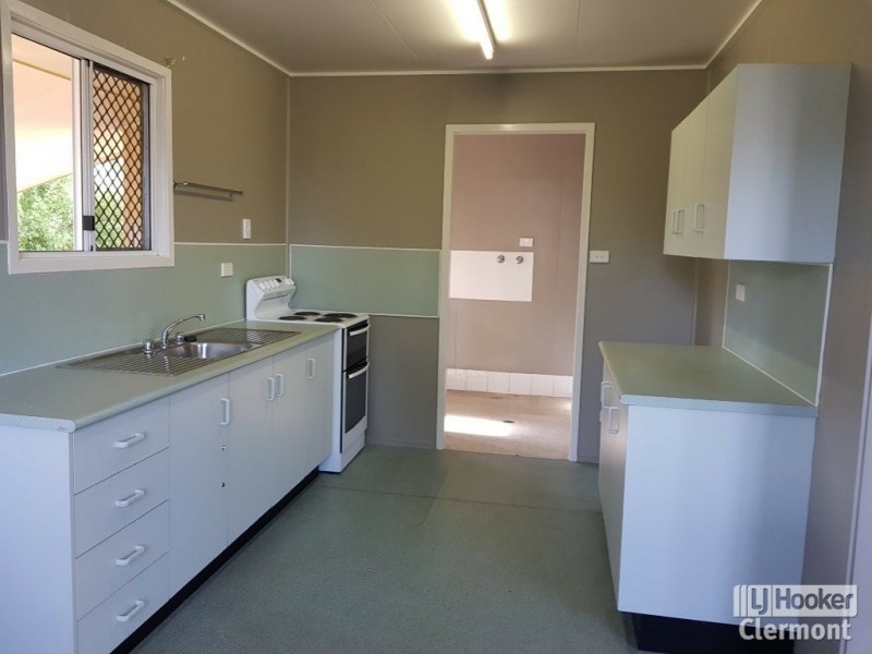 39 Beatty Street, Clermont QLD 4721