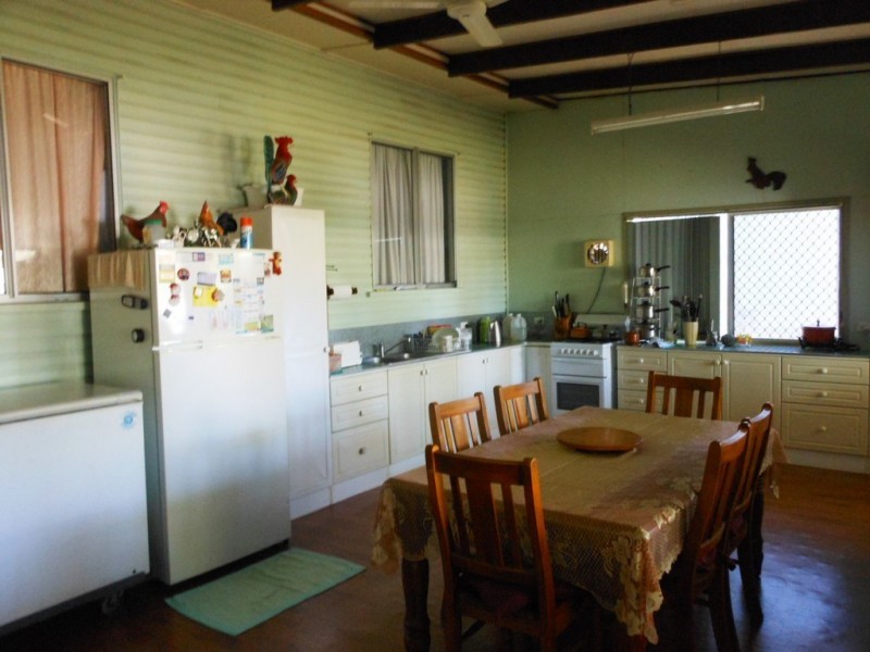 37 Beatty Street, Clermont QLD 4721