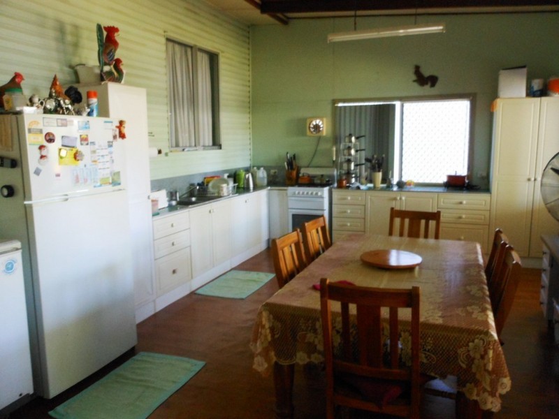 37 Beatty Street, Clermont QLD 4721