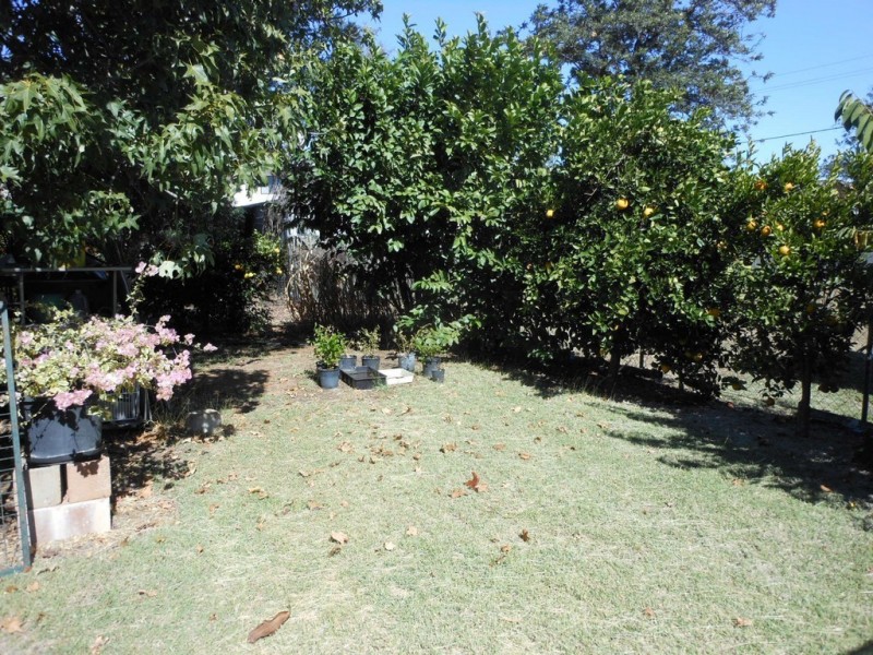 37 Beatty Street, Clermont QLD 4721