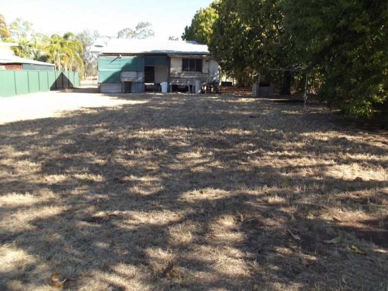 4 Lavarack Street, Clermont QLD 4721