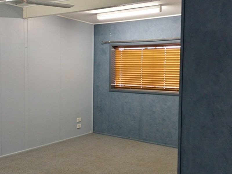 8 Kitchener Street, Clermont QLD 4721