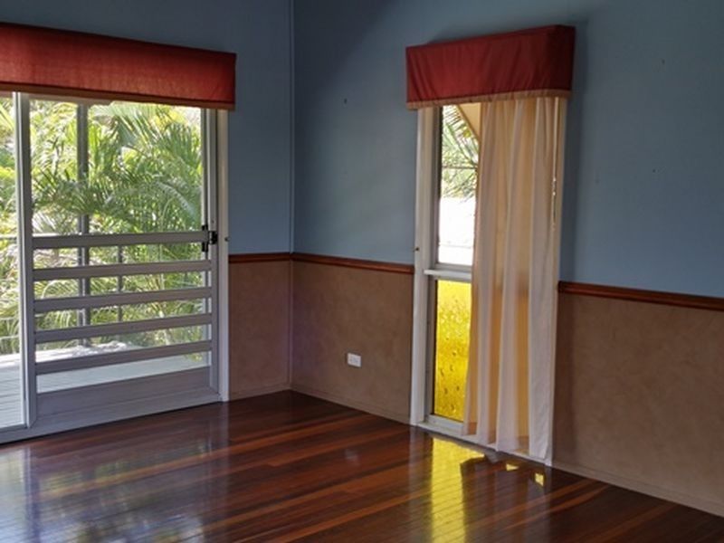 8 Kitchener Street, Clermont QLD 4721