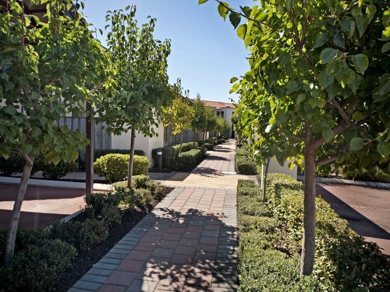 9/106 Boas Ave, Joondalup WA 6027