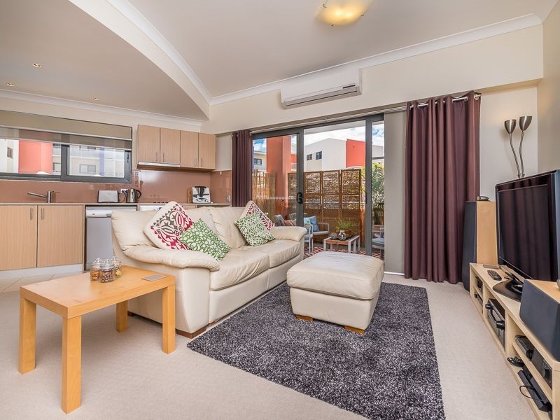 44/6 Walsh Loop, Joondalup WA 6027