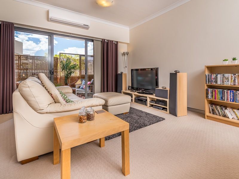 44/6 Walsh Loop, Joondalup WA 6027