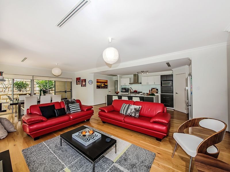 18 Archer Street, Jandabup WA 6065