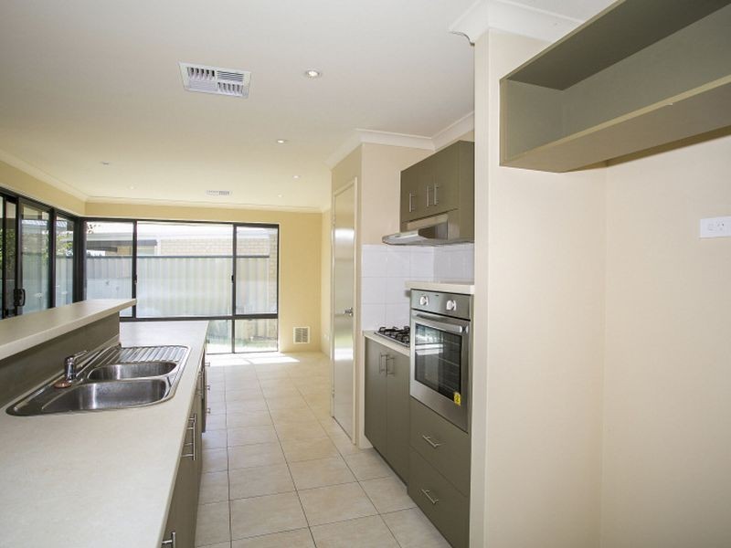 3/5 Daintree Court, Merriwa WA 6030