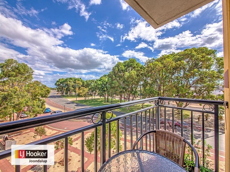 51/167 Grand Blvd, Joondalup WA 6027