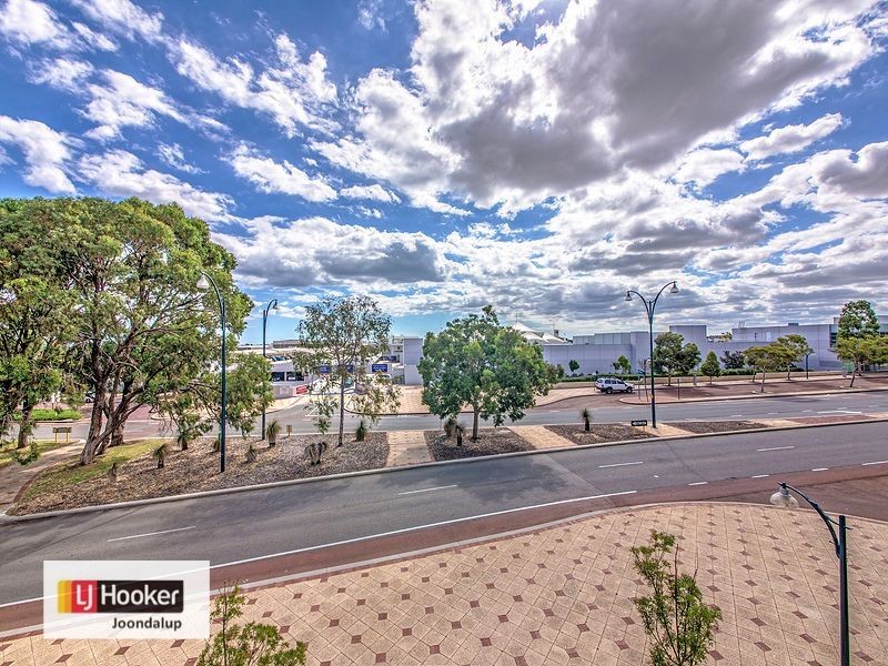51/167 Grand Blvd, Joondalup WA 6027