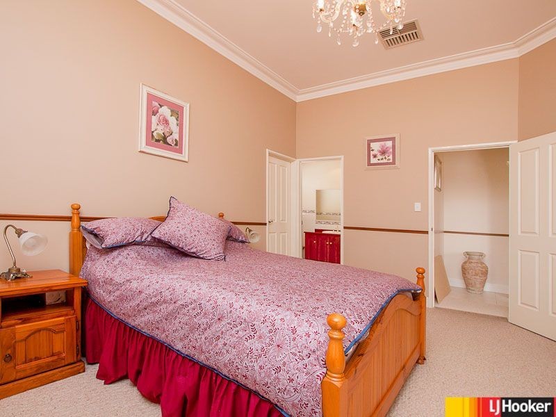 28 Amberley Way, Jandabup WA 6065