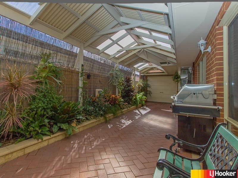 28 Amberley Way, Jandabup WA 6065