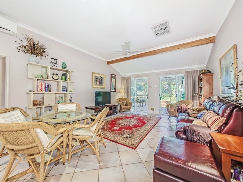 112 Hilltop Rise, Woodridge WA 6041