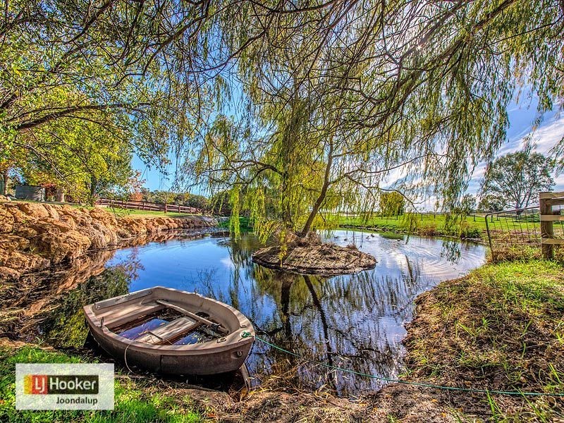 144 Strachan Road, Bullsbrook WA 6084