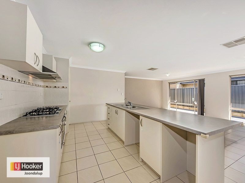 69 Bellazario Promenade, Aveley WA 6069