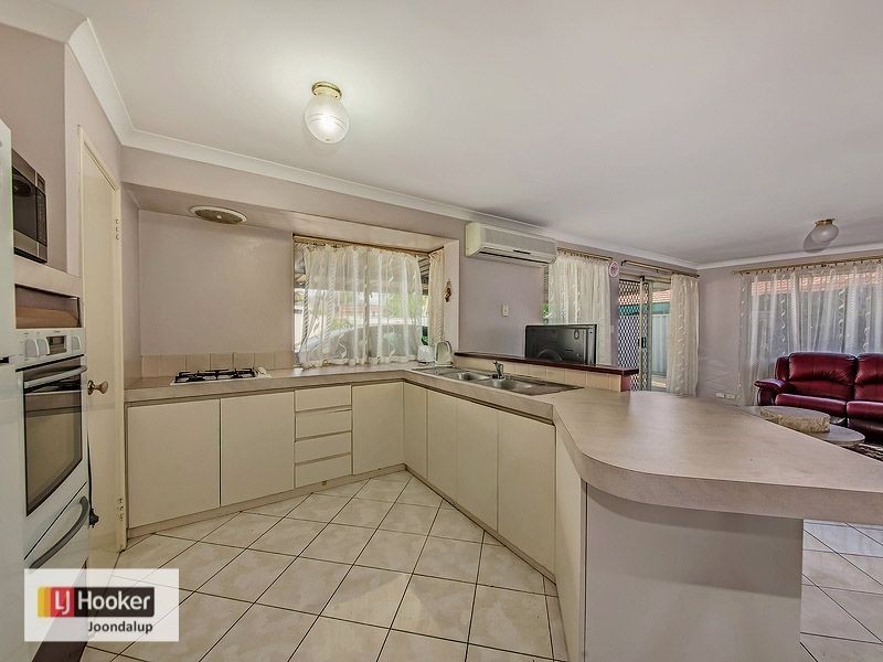 12 Bougainvillea Court, Marangaroo WA 6064