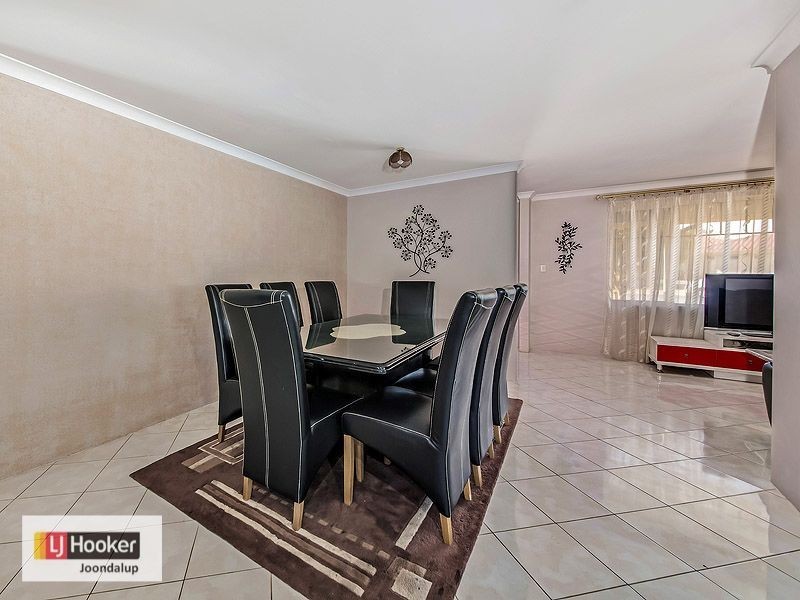 12 Bougainvillea Court, Marangaroo WA 6064