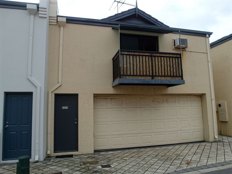 437 LAKESIDE DRIVE, Joondalup WA 6027