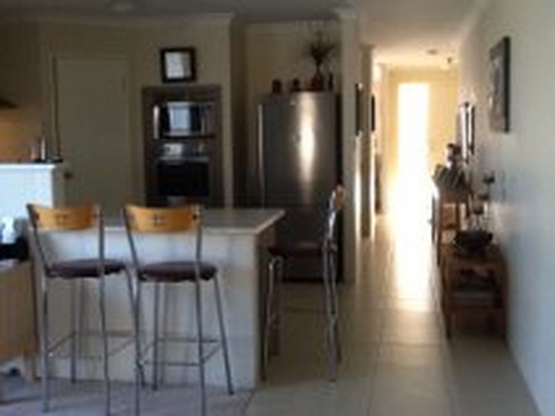4 Pardalote Way, Tapping WA 6065