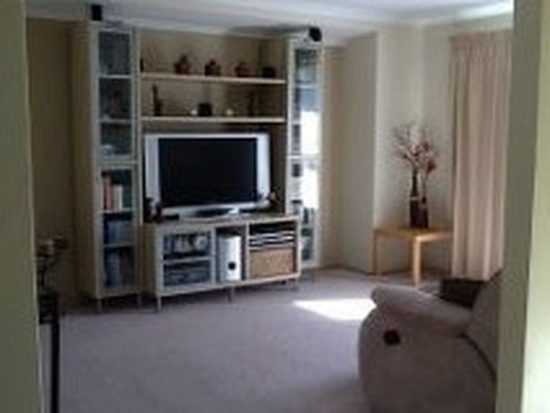 4 Pardalote Way, Tapping WA 6065