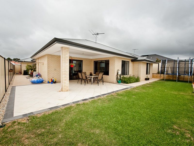 53 Somerly, Clarkson WA 6030