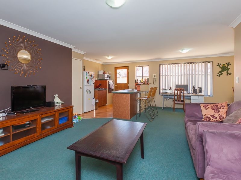 17 Adavale Vista, Tapping WA 6065