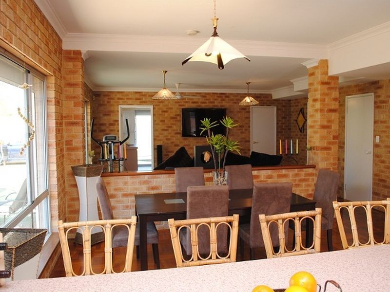 4 Fairlight Rise, Kallaroo WA 6025