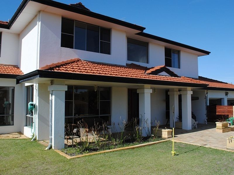 4 Fairlight Rise, Kallaroo WA 6025
