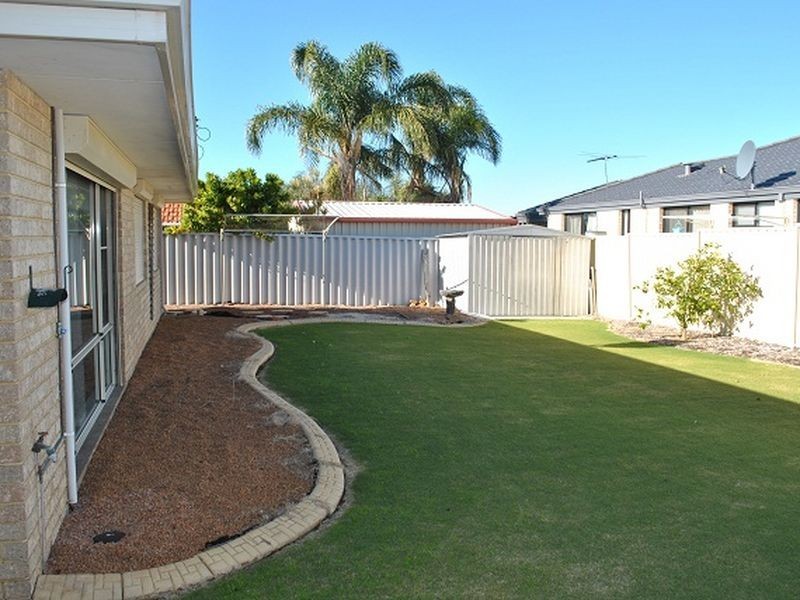 9 Tussock Ramble, Banksia Grove WA 6031