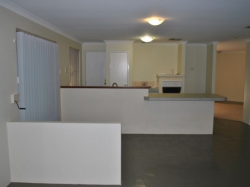 9 Tussock Ramble, Banksia Grove WA 6031