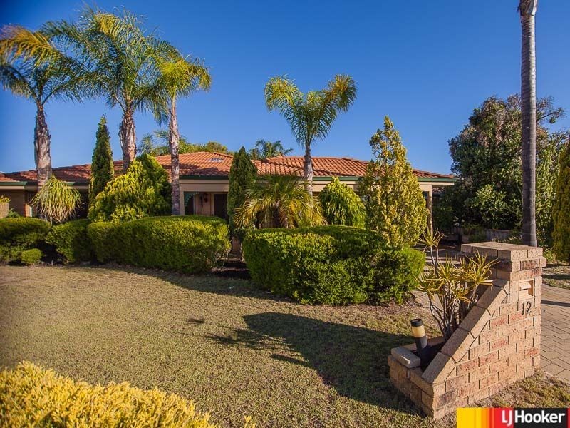 12 Desault Cove, Ballajura WA 6066