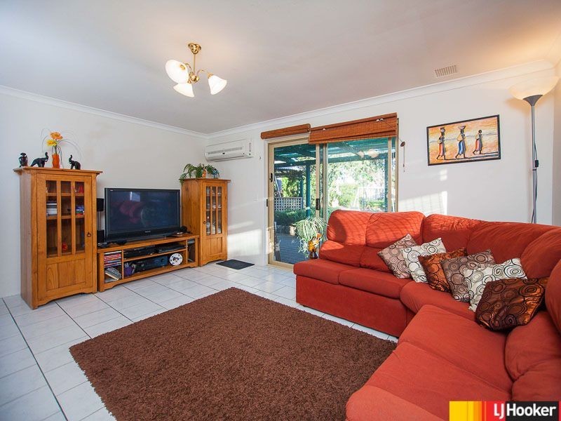 12 Desault Cove, Ballajura WA 6066