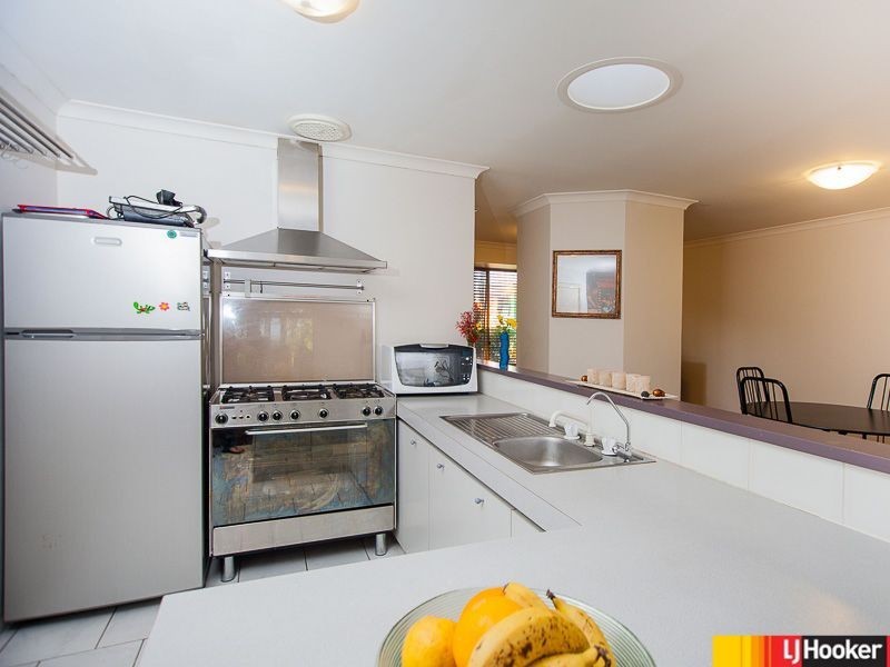 12 Desault Cove, Ballajura WA 6066