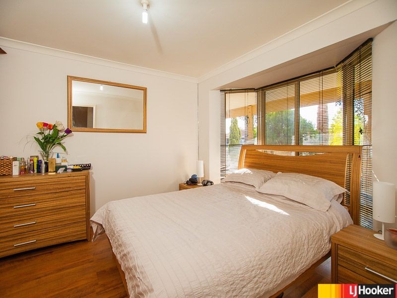 12 Desault Cove, Ballajura WA 6066