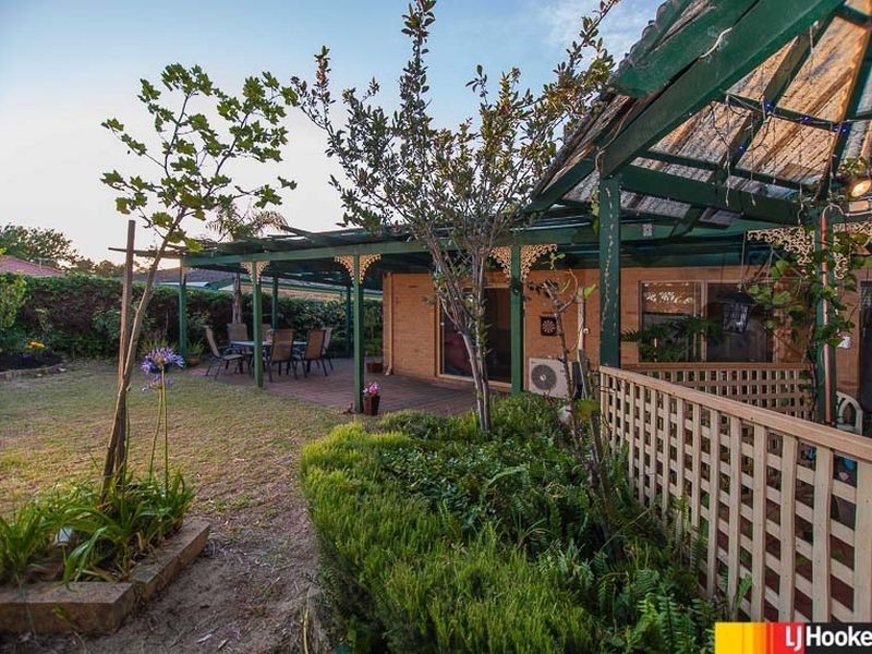 12 Desault Cove, Ballajura WA 6066