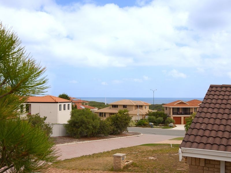 5 Jutland Rise, Ocean Reef WA 6027