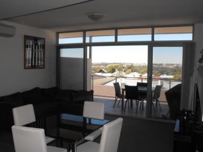 17-91 Reid Promenade, Joondalup WA 6027