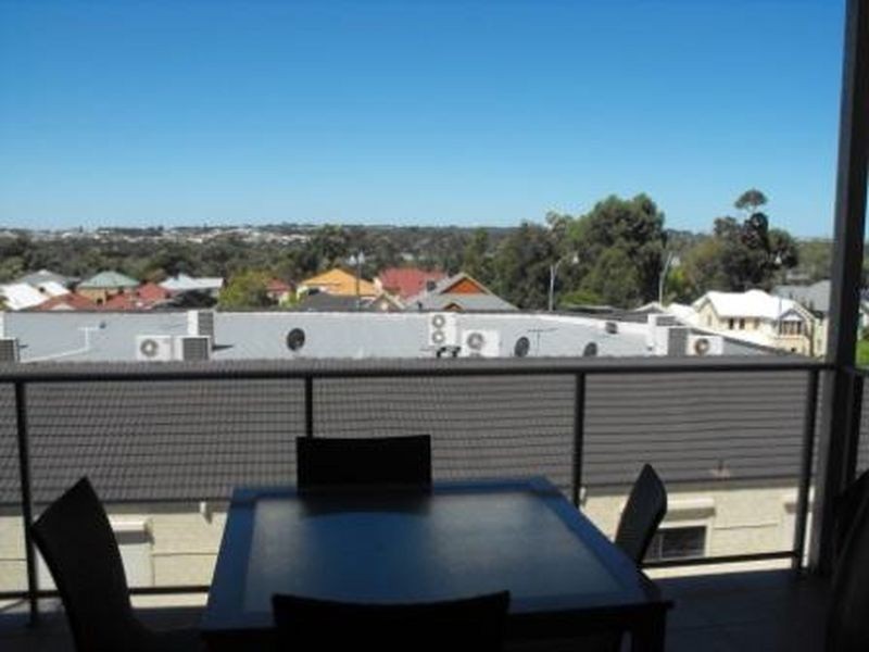 17-91 Reid Promenade, Joondalup WA 6027