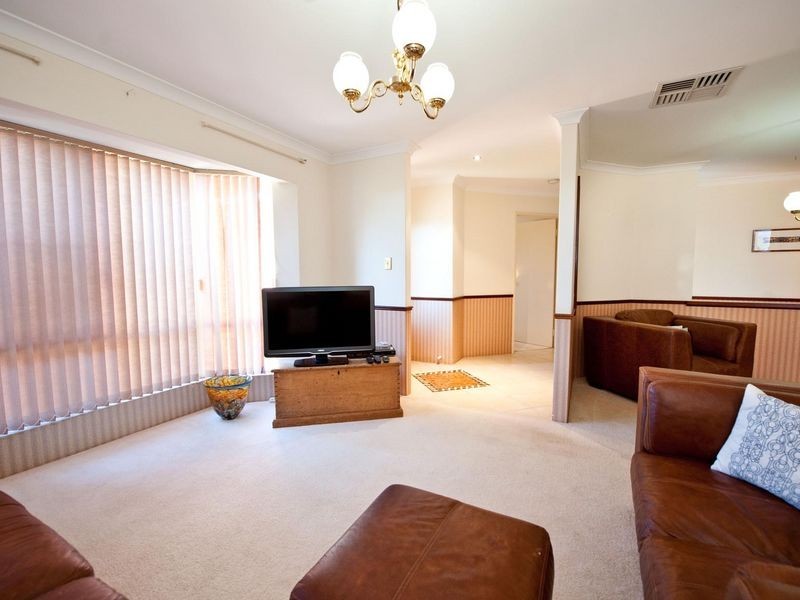 29 St Sebastien, Iluka WA 6028