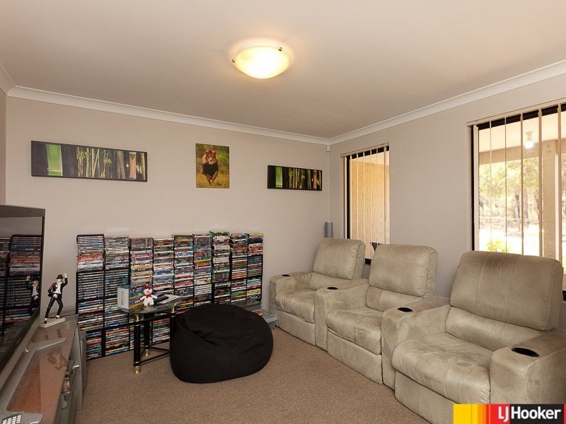 37 Watkins Loop, Tapping WA 6065