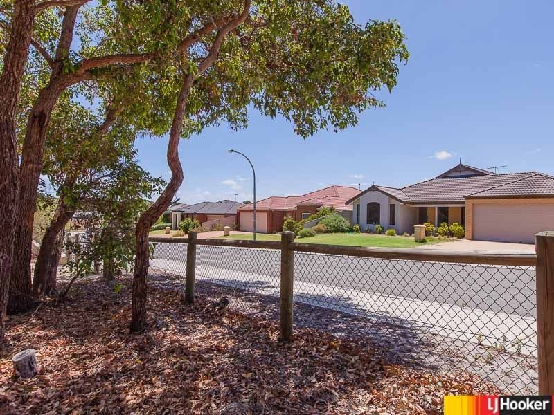 37 Watkins Loop, Tapping WA 6065