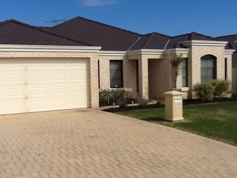 6 Jauffret Way, Tapping WA 6065