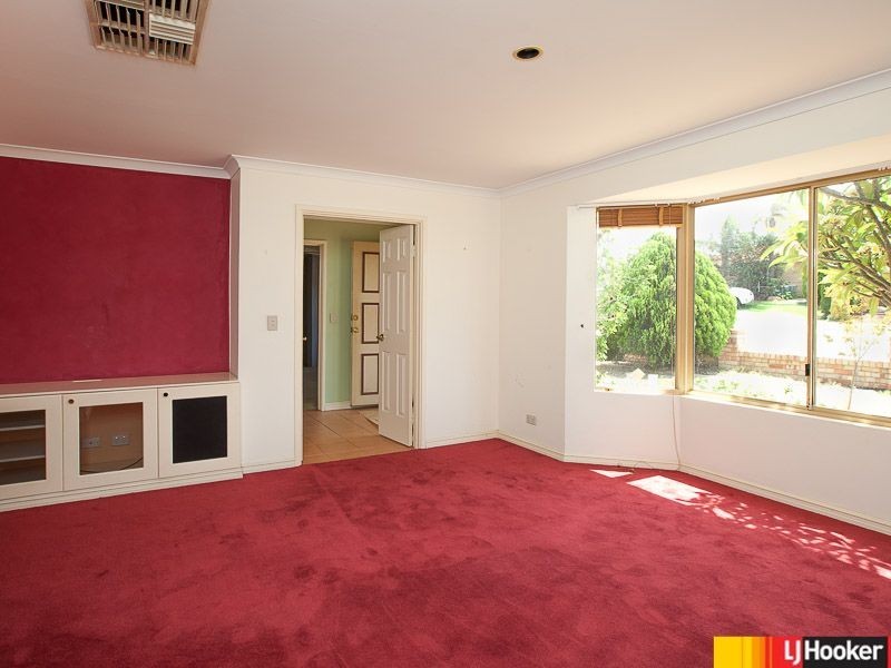 26 Stonehaven Parade, Kinross WA 6028