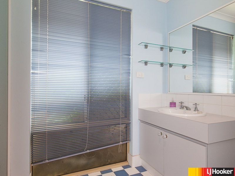 26 Stonehaven Parade, Kinross WA 6028