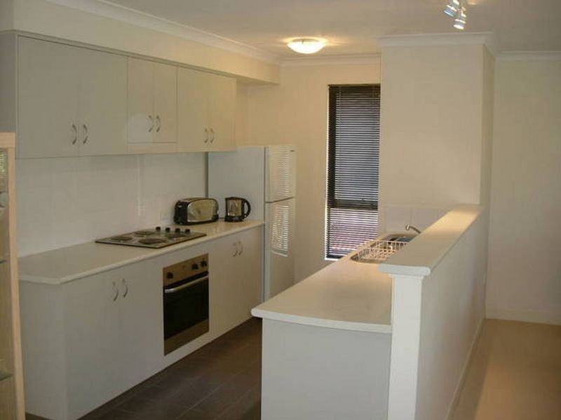 8/168 Lakeside Drive, Joondalup WA 6027